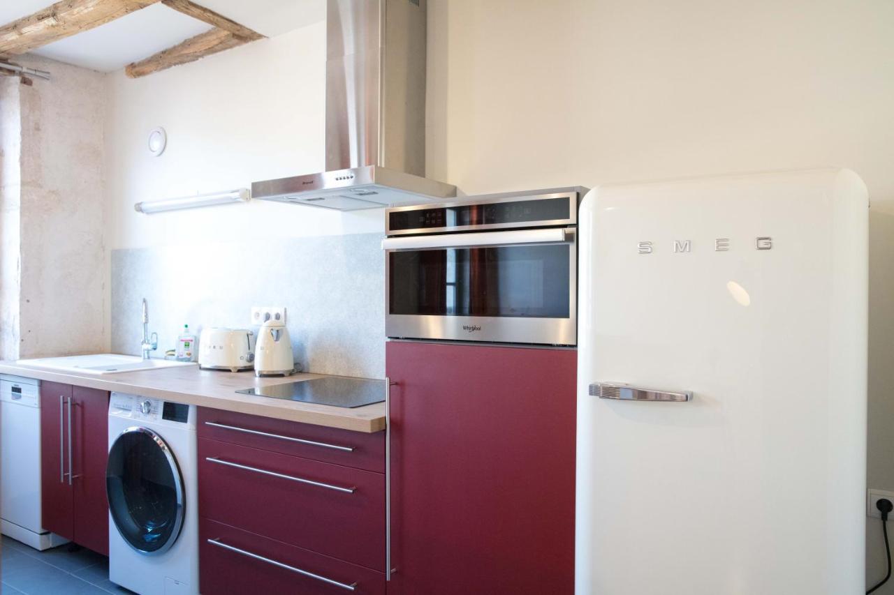 Appartement A-Mi-Chemin - Centre-Ville De Tournus Exteriör bild