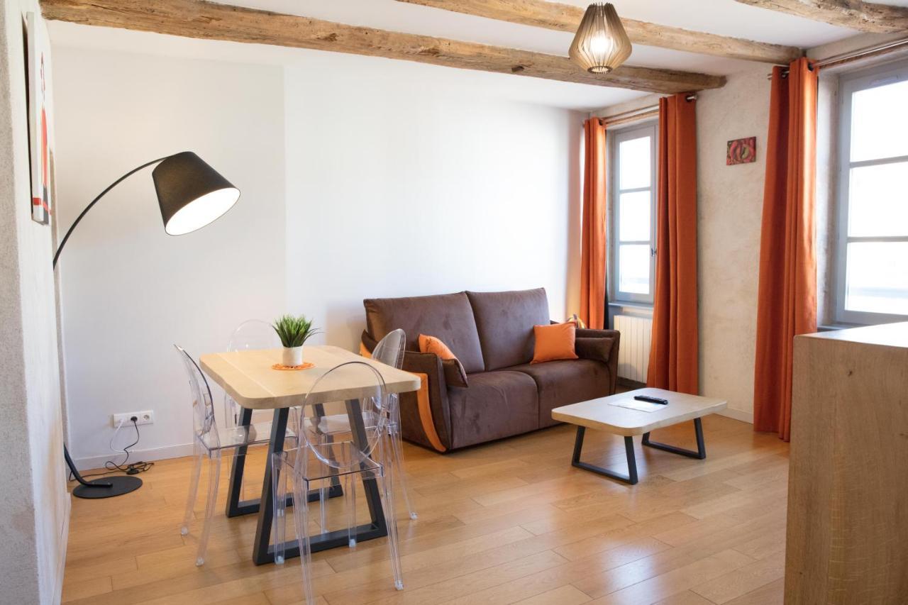 Appartement A-Mi-Chemin - Centre-Ville De Tournus Exteriör bild